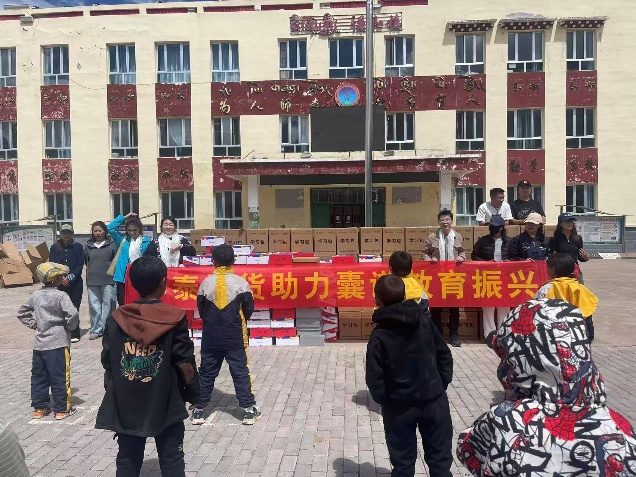 图片2.png 图片2.png